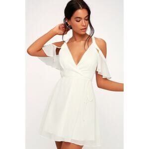 Lulus | NWT | Bombshell White Off-the-Shoulder Wrap Dress | White | Sz L